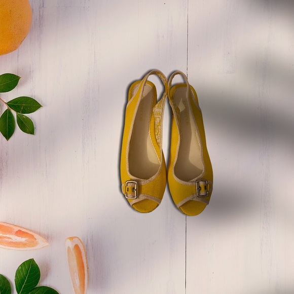 Yellow Jones NY wedges
